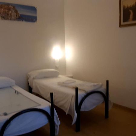 Chez Sabrine - La Spezia Via Fiume 112 Apartment Bagian luar foto
